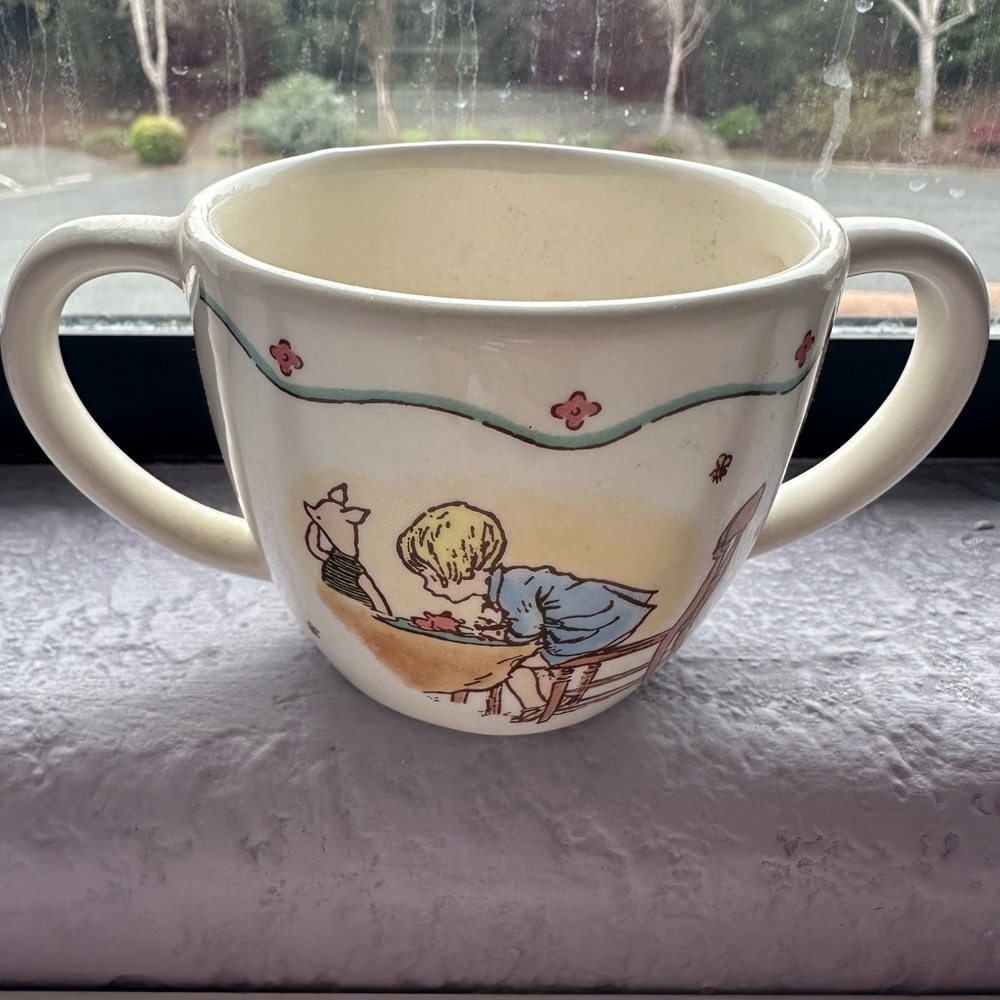 Disney Vintage Winnie the Pooh ceramic cup